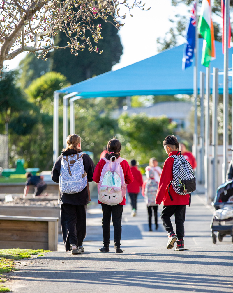 Whanau-image.jpg Whanau-image.jpg